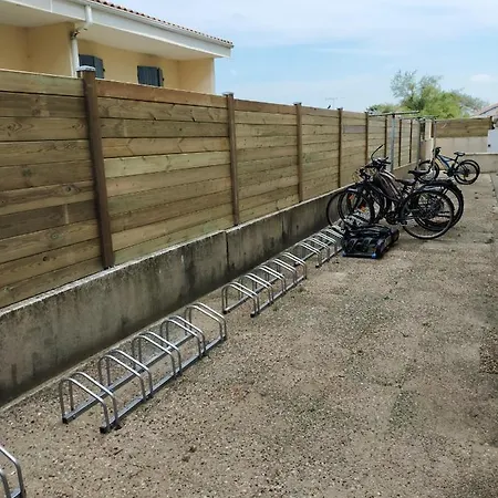 Hotel apartamentowy Lou Cout - A 200m De L'ocean Vieux-Boucau-les-Bains
