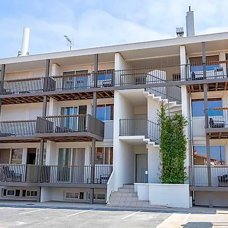 Aparthotel Lou Cout - A 200m De L'ocean 3*